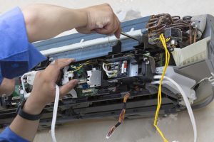 Jasa Service AC Panel